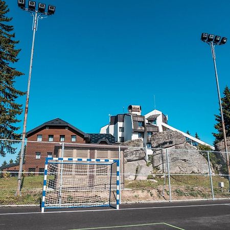 Hotel Putnik Kopaonik Exterior photo